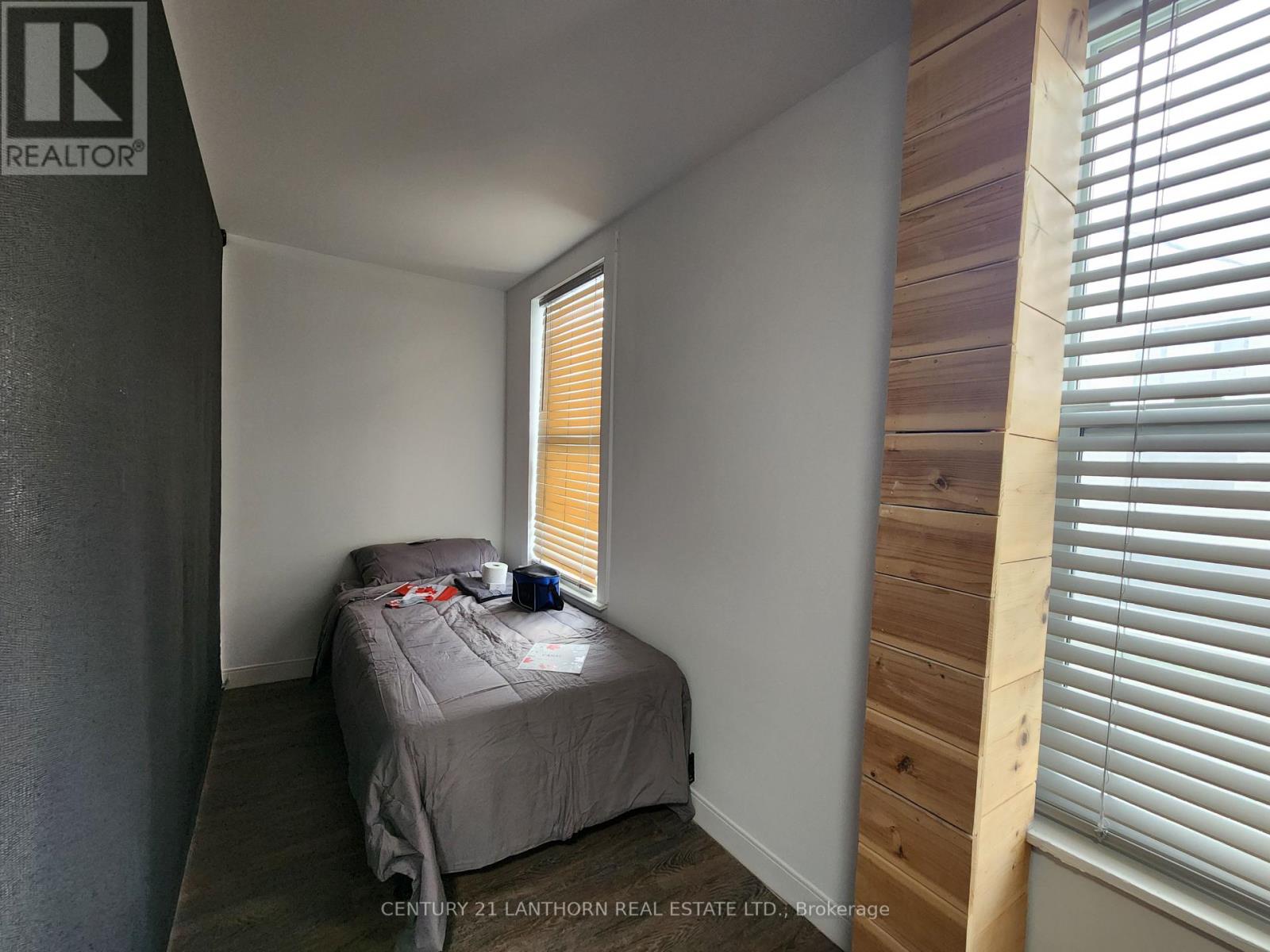 1 Moira Street E, Belleville, Ontario K8P 2S3 - Photo 27 - X12189574