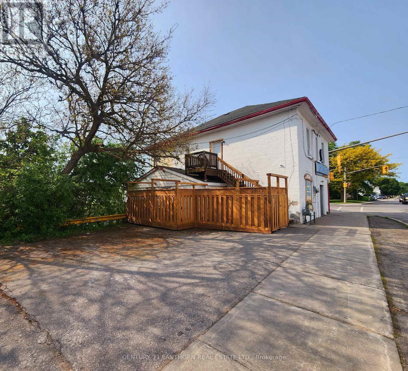 1 Moira Street E, Belleville, Ontario K8P 2S3 - Photo 3 - X12189574