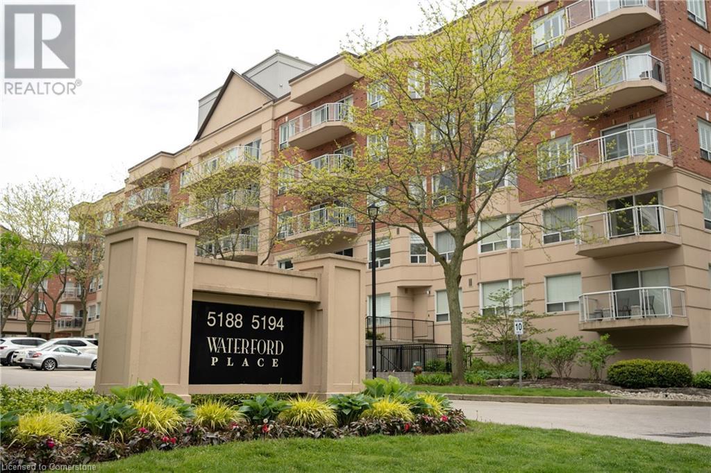 5188 LAKESHORE Road Unit# 102, burlington, Ontario