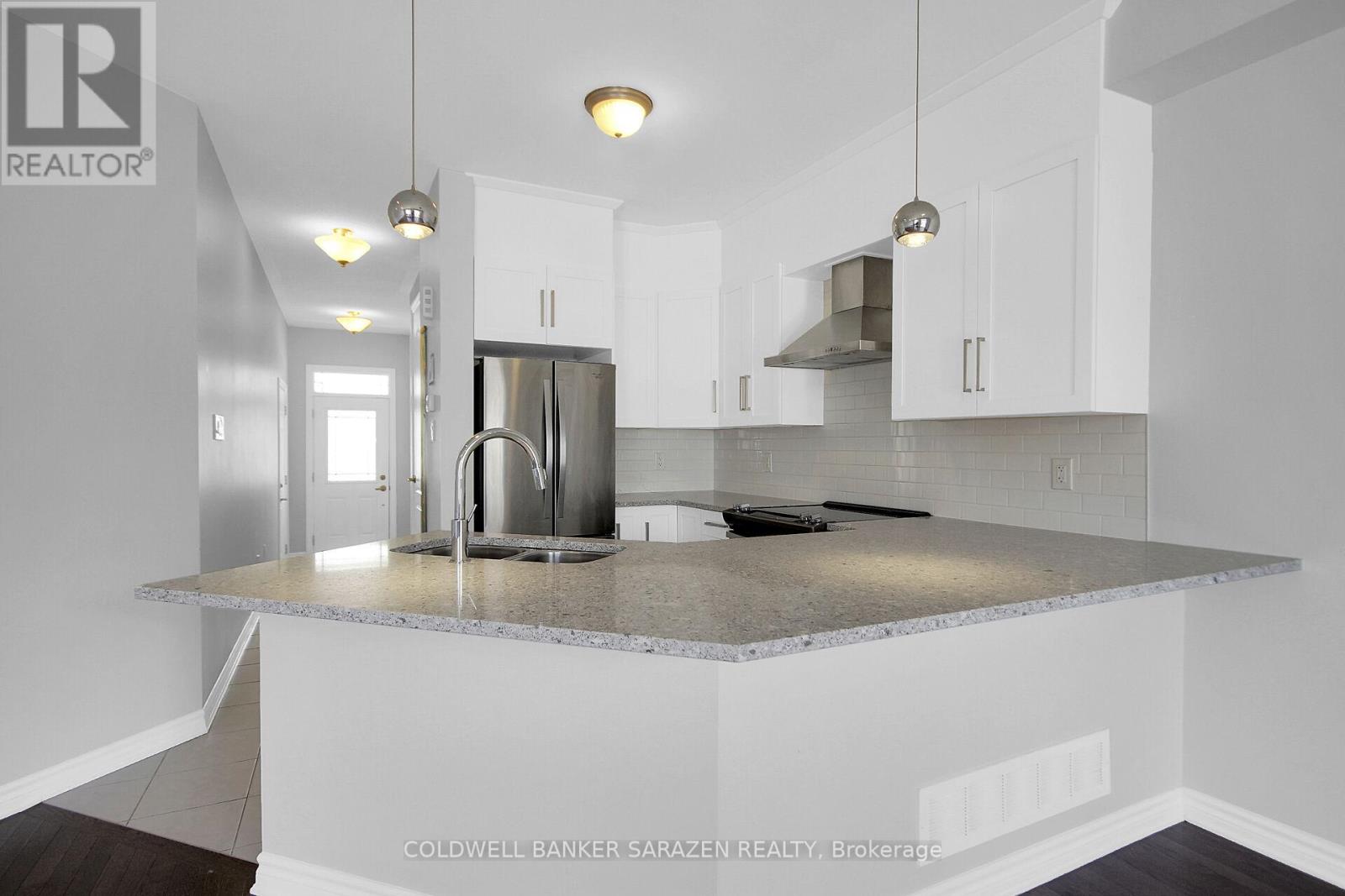 438 Meadowbreeze Drive, Ottawa, Ontario  K2M 2T6 - Photo 11 - X12187599