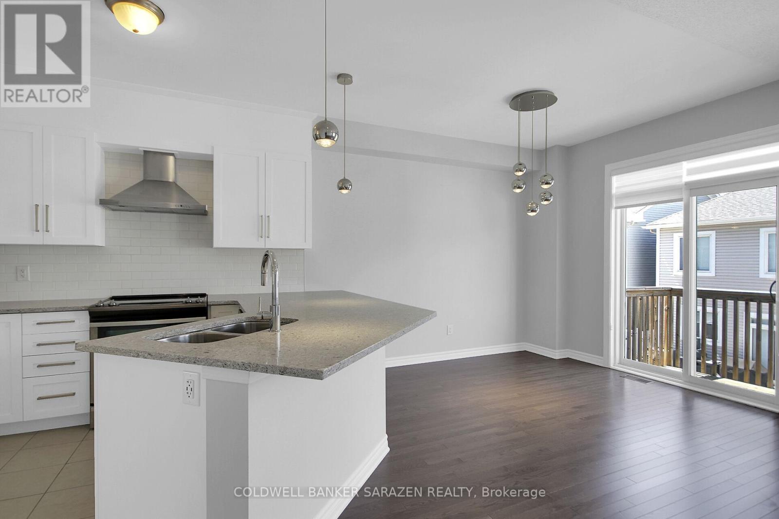 438 Meadowbreeze Drive, Ottawa, Ontario  K2M 2T6 - Photo 8 - X12187599
