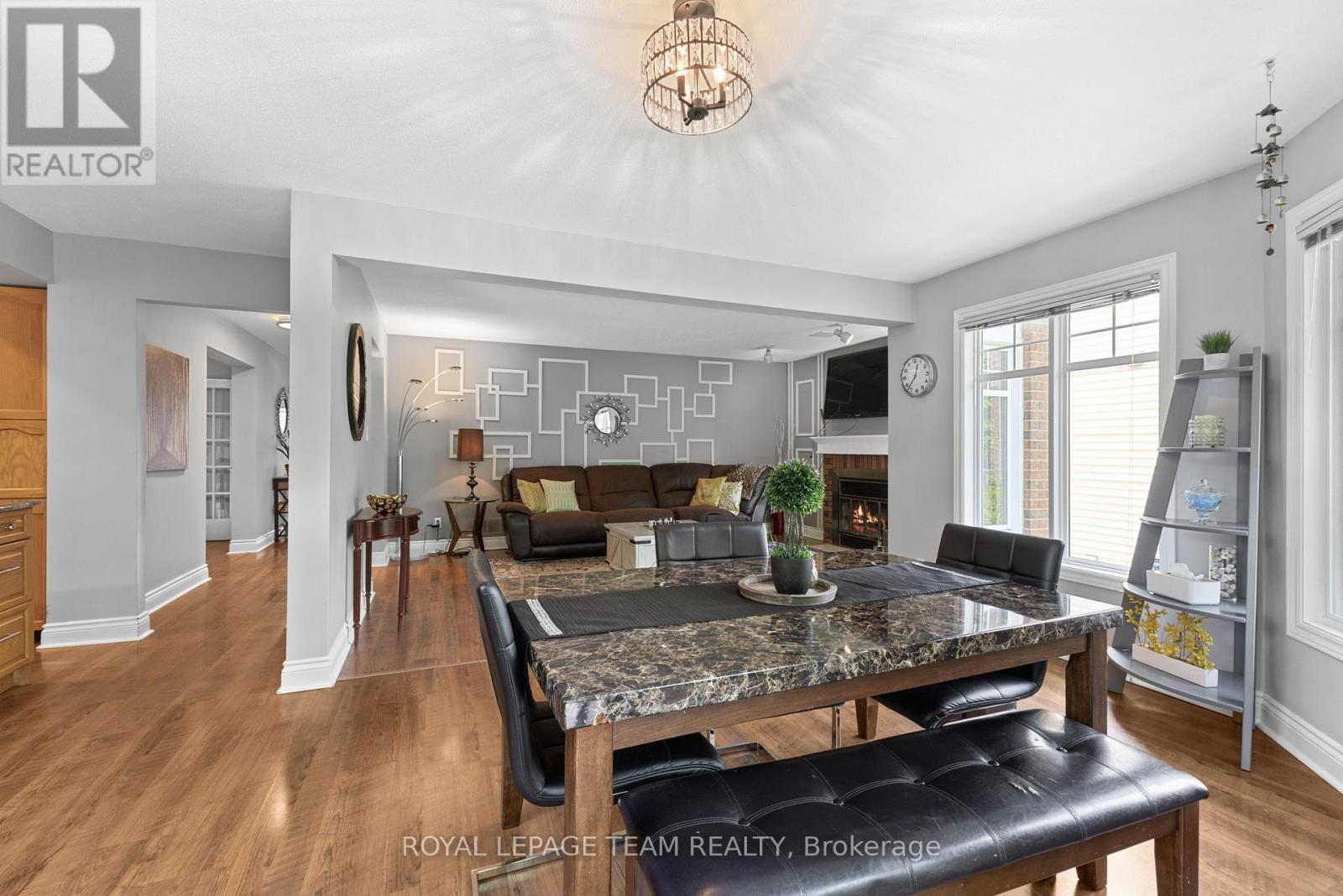 81 Chickasaw Crescent, Ottawa, Ontario  K2M 1M8 - Photo 15 - X12189618