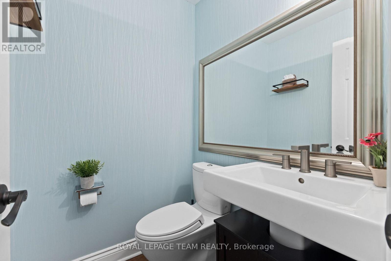 81 Chickasaw Crescent, Ottawa, Ontario  K2M 1M8 - Photo 18 - X12189618