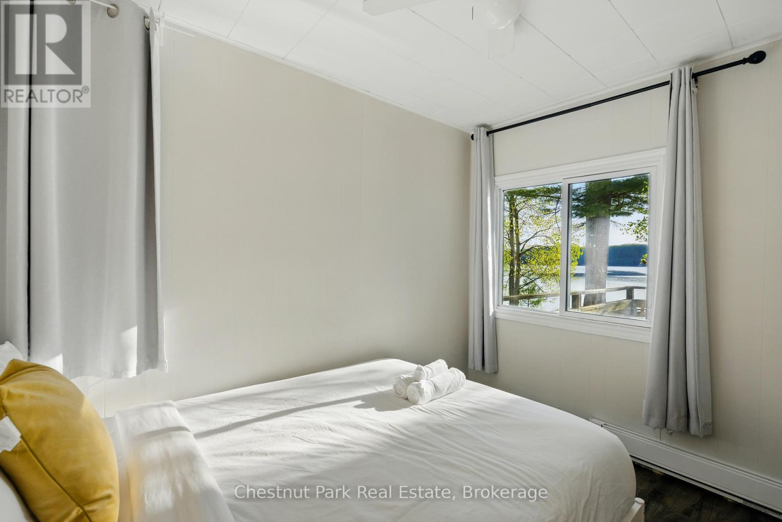 1091 Dwight Beach Road, Lake Of Bays, Ontario  P0A 1H0 - Photo 24 - X12187940
