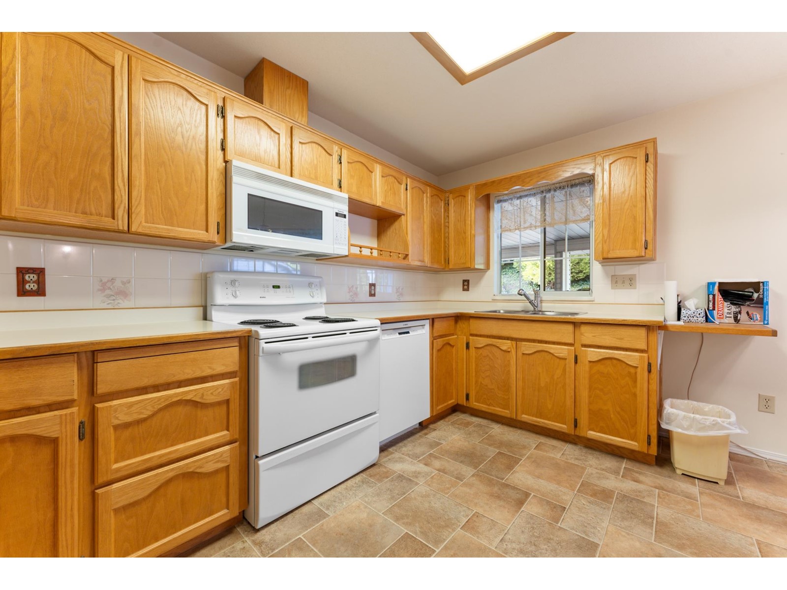 4 3351 Horn Street, Abbotsford, British Columbia  V2S 7J9 - Photo 4 - R3009209