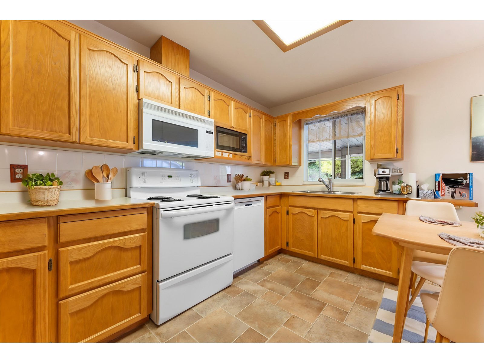 4 3351 Horn Street, Abbotsford, British Columbia  V2S 7J9 - Photo 5 - R3009209