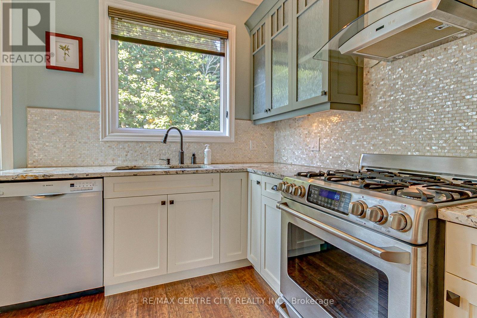 #14 - 374 Front Street, Central Elgin, Ontario  N5L 1E9 - Photo 12 - X12068750