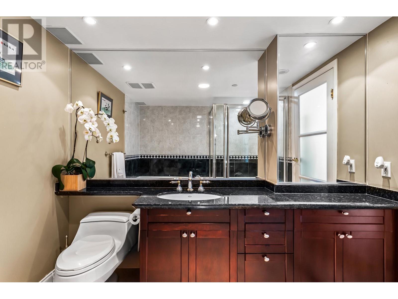 1605 1383 Marinaside Crescent, Vancouver, British Columbia  V6Z 2W9 - Photo 19 - R3009653