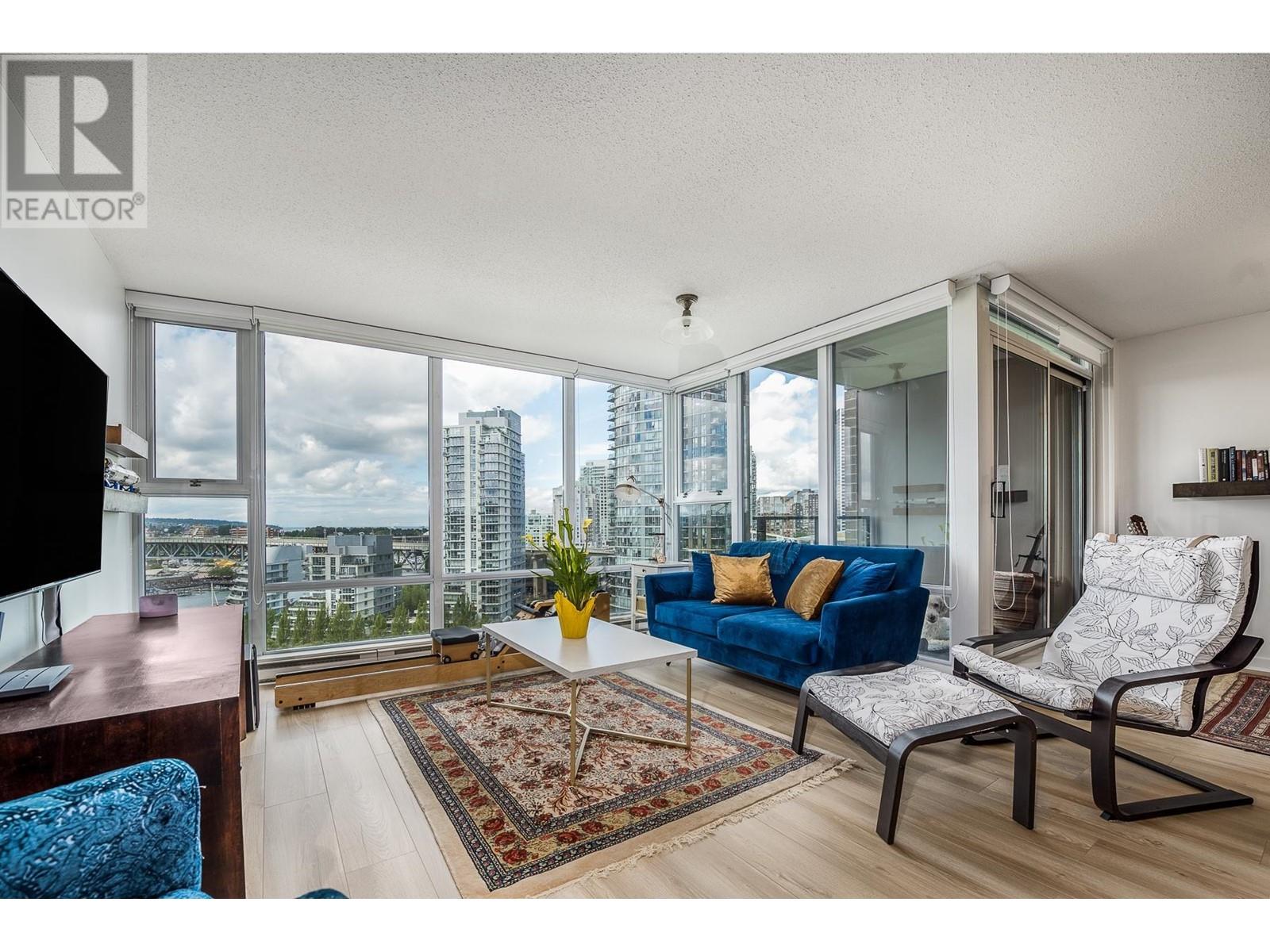 1705 455 Beach Crescent, Vancouver, British Columbia  V6Z 3E5 - Photo 2 - R3009680