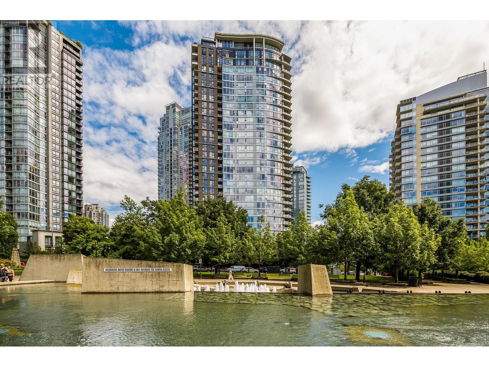 1705 455 Beach Crescent, Vancouver, British Columbia  V6Z 3E5 - Photo 3 - R3009680