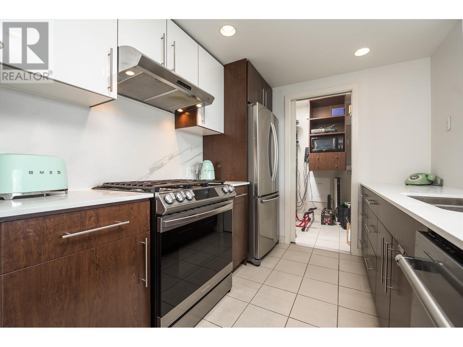 1705 455 Beach Crescent, Vancouver, British Columbia  V6Z 3E5 - Photo 6 - R3009680