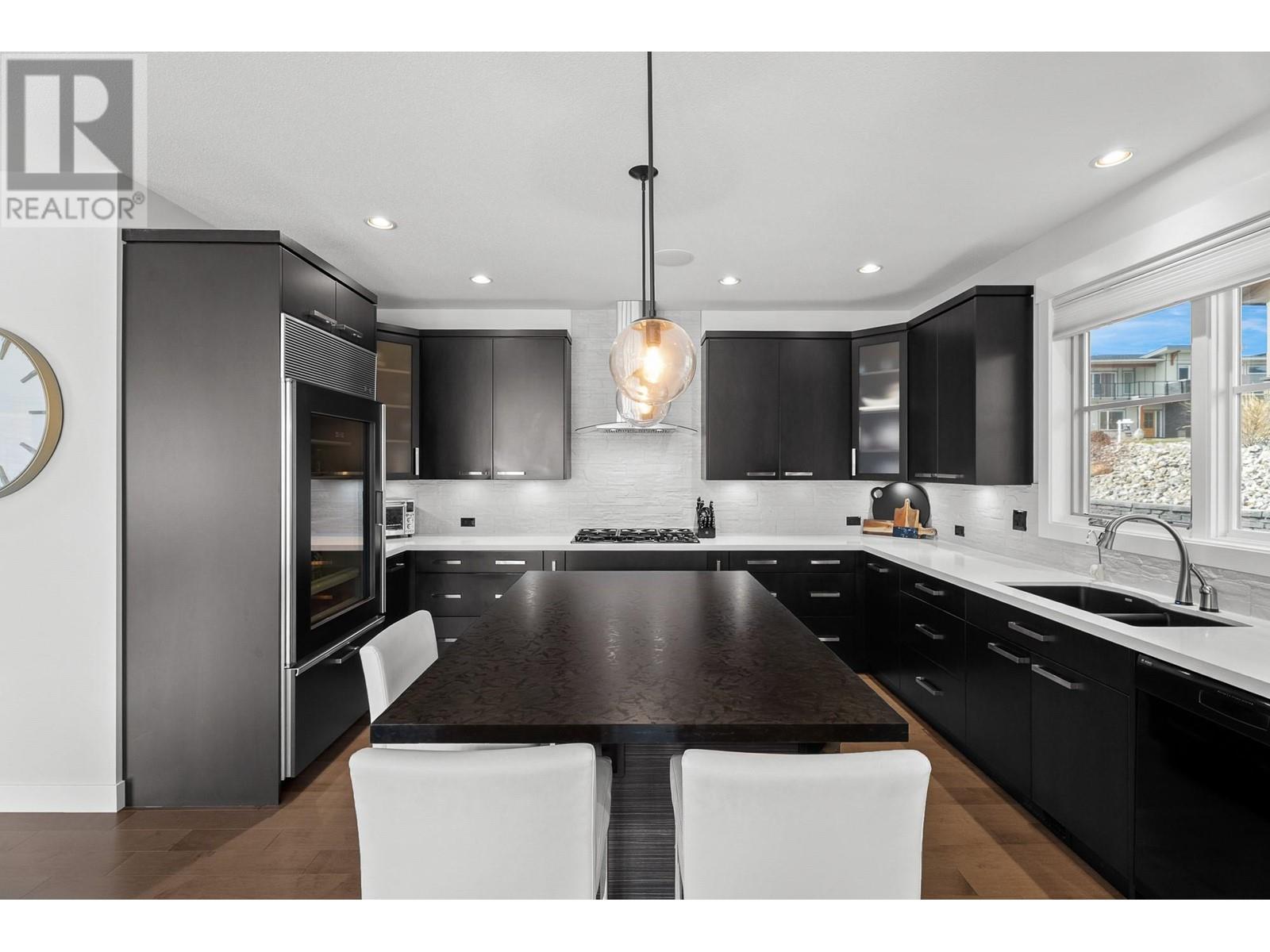 229 Holloway Drive, Kamloops, British Columbia  V1S 0B3 - Photo 29 - 10349732