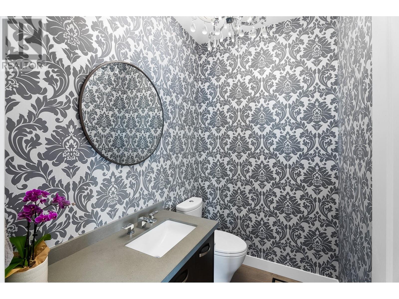 229 Holloway Drive, Kamloops, British Columbia  V1S 0B3 - Photo 39 - 10349732