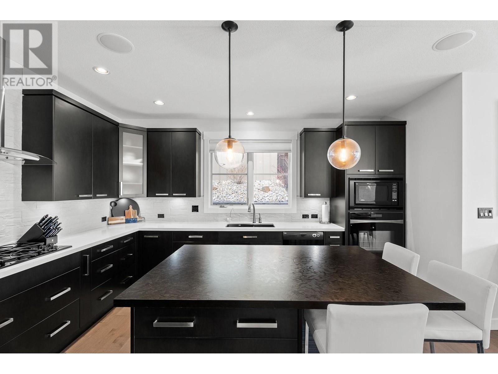 229 Holloway Drive, Kamloops, British Columbia  V1S 0B3 - Photo 30 - 10349732