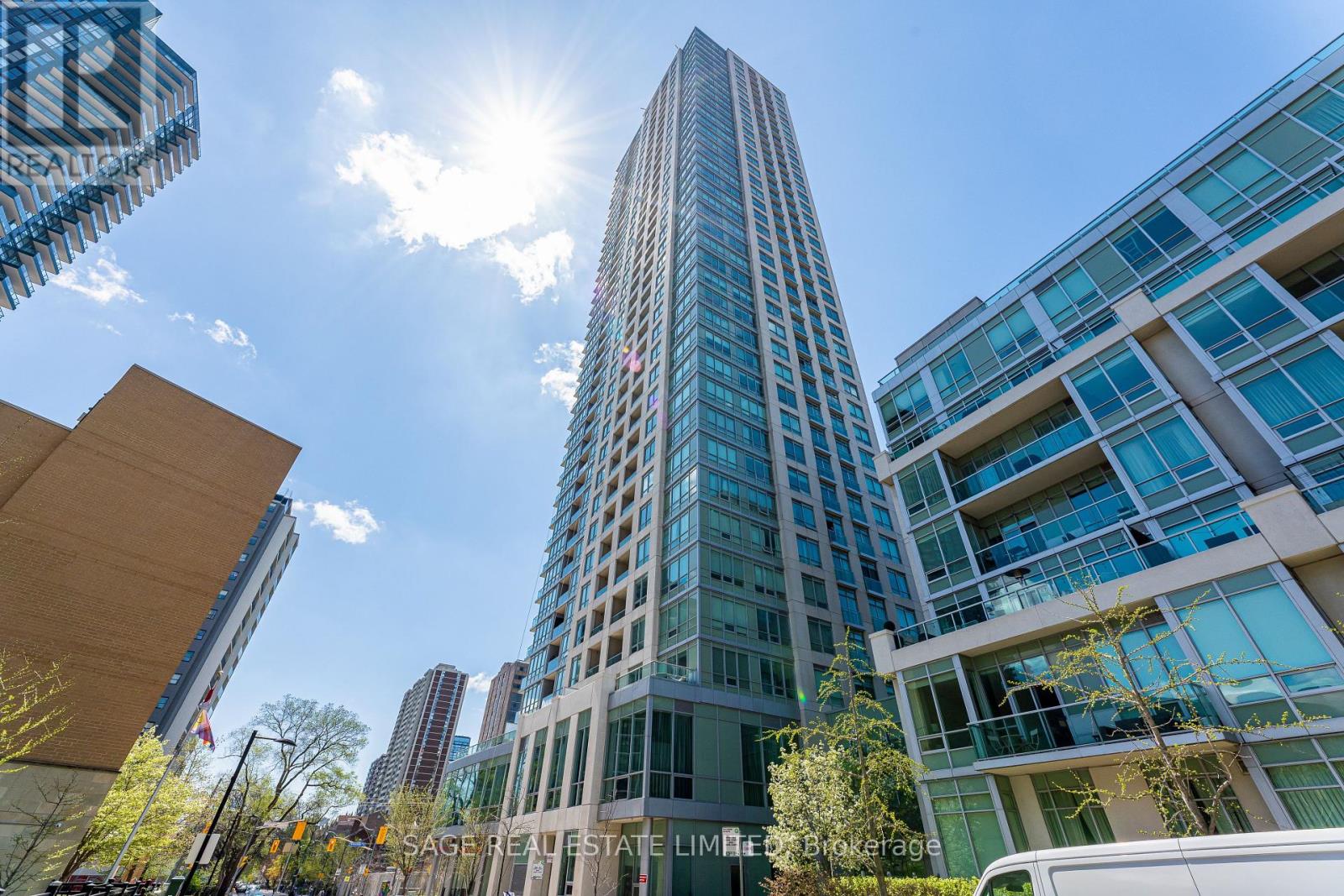 3104 - 120 Homewood Avenue, Toronto, Ontario  M4Y 2J3 - Photo 1 - C12189376