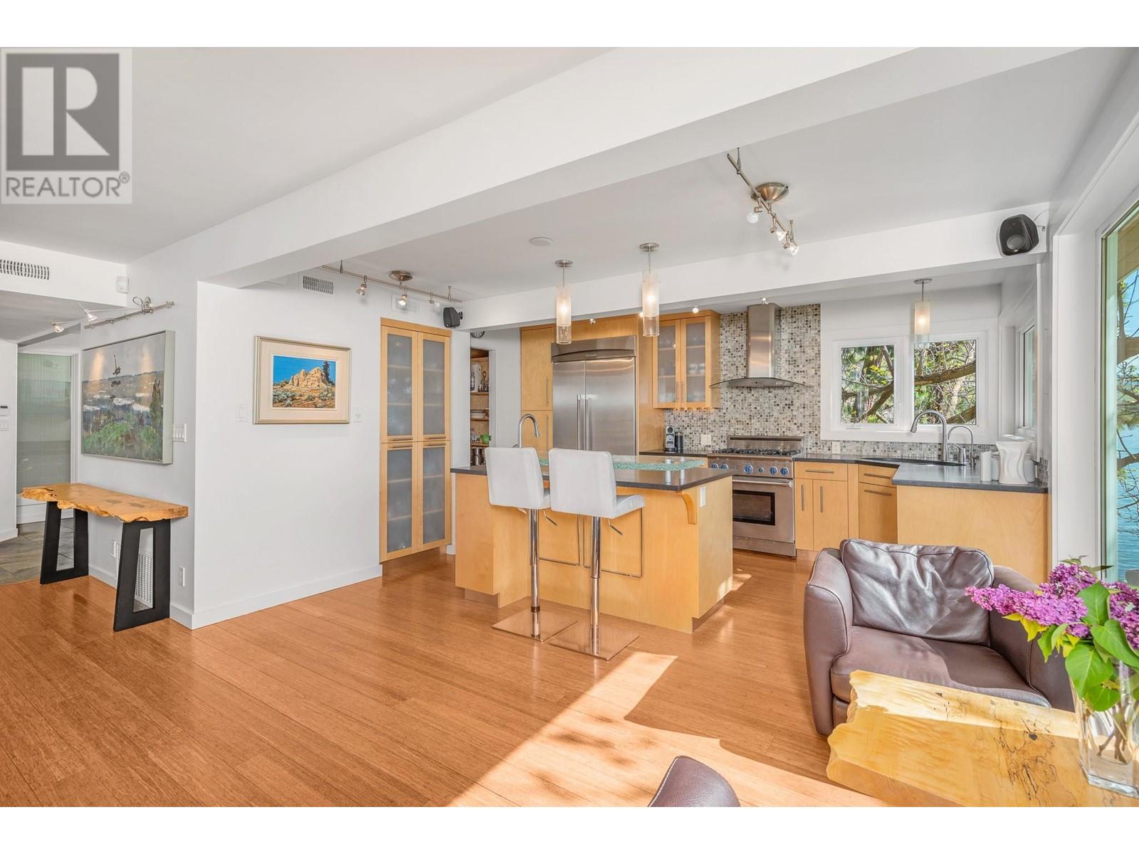 Property at 8280 Tronson Road image 1