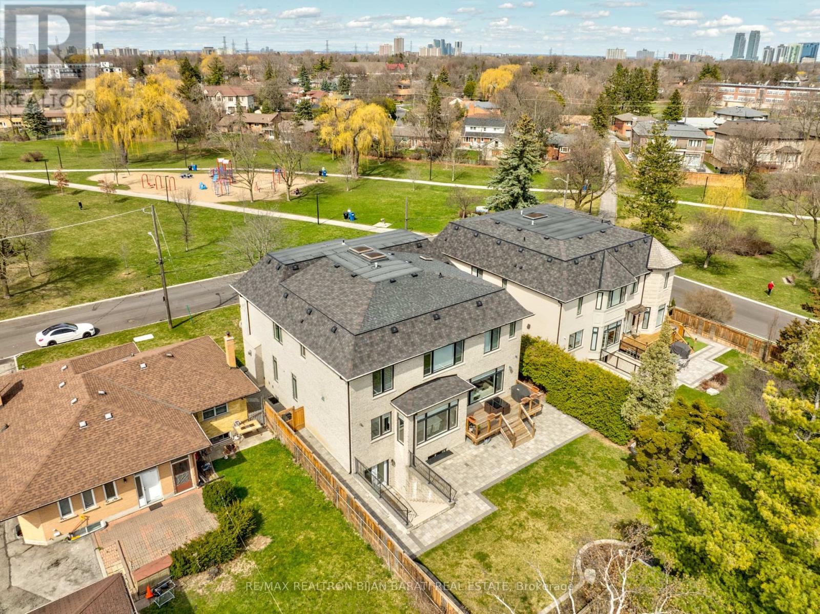 103 Stafford Road, Toronto (Willowdale West), Ontario  M2R 1V5 - Photo 40 - C12189448