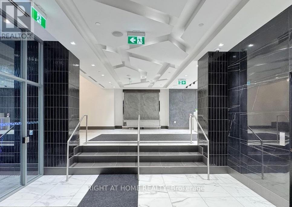 902 - 25 Holly Street, Toronto (Mount Pleasant East), Ontario  M4S 0E3 - Photo 3 - C12189473