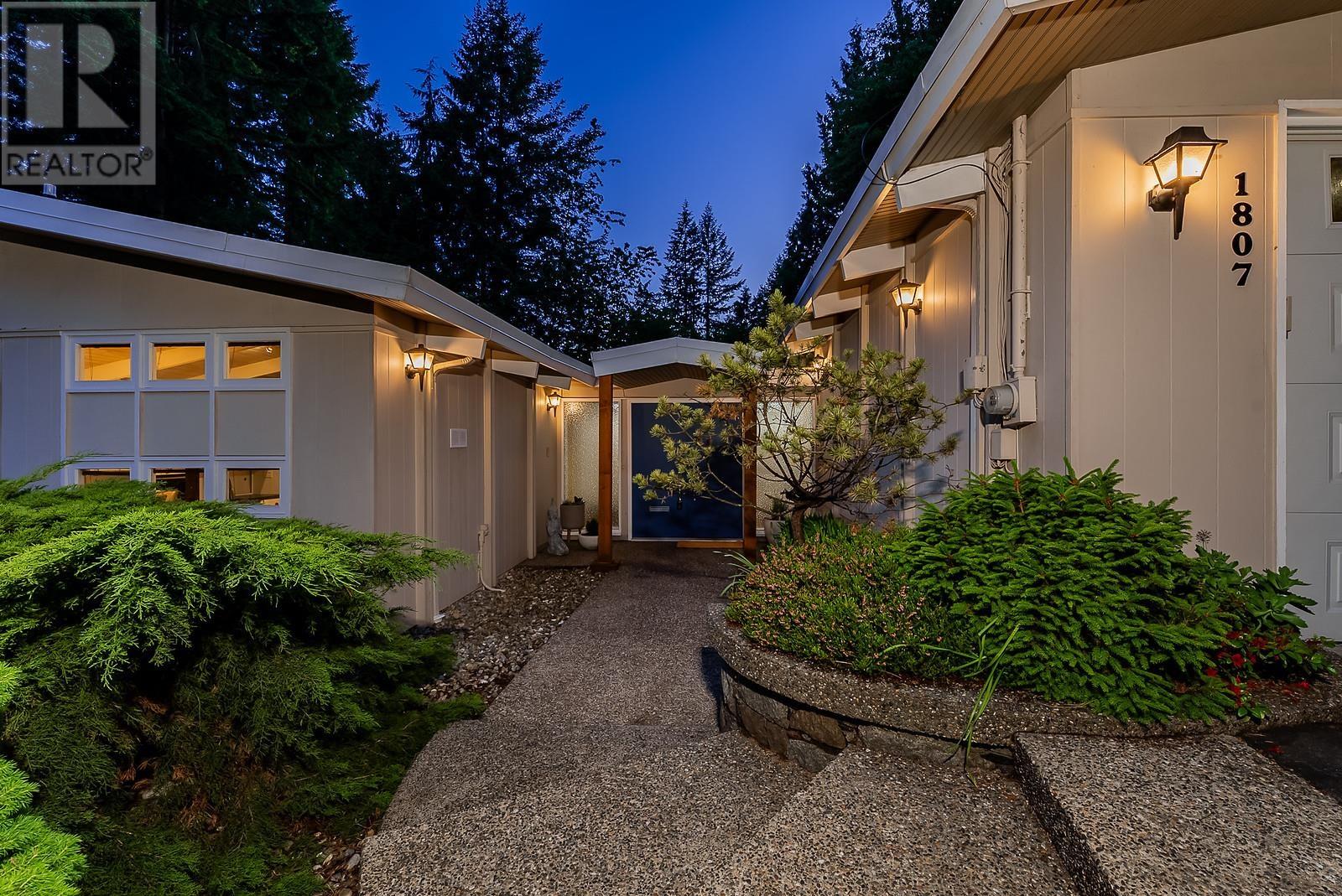 1807 Berkley Road, North Vancouver, British Columbia  V7H 1Y9 - Photo 29 - R3009697