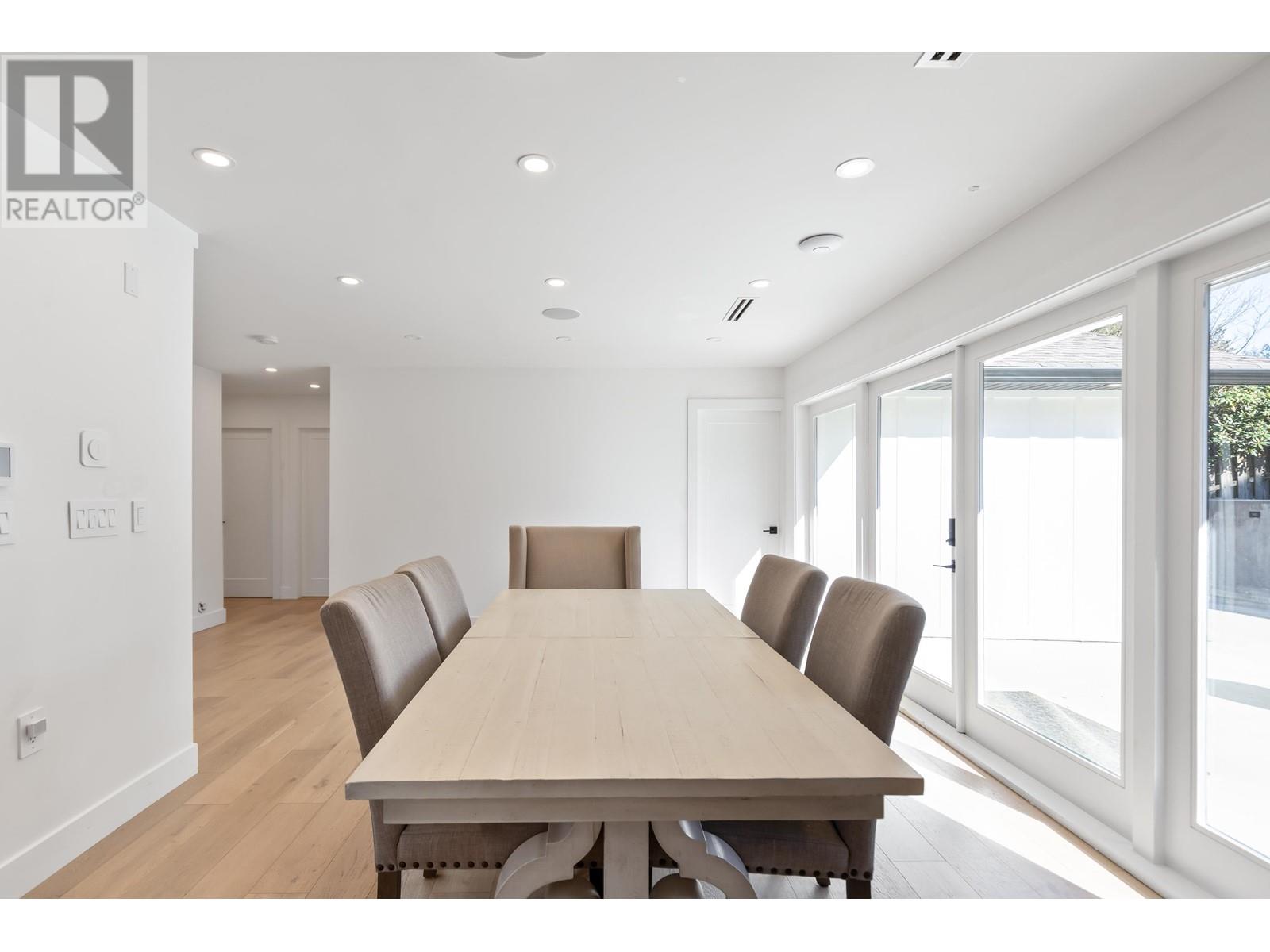2314 Oneida Drive, Coquitlam, British Columbia  V3J 7A8 - Photo 12 - R3009700