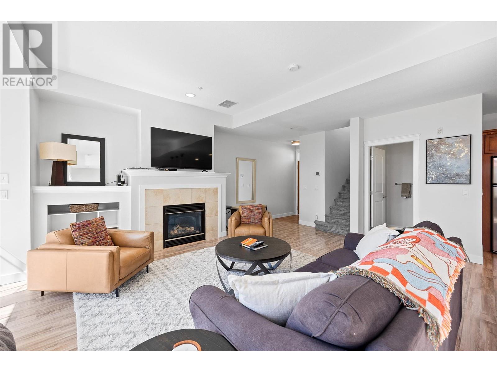 1795 Country Club Drive Unit# 204, Kelowna, British Columbia  V1V 2V9 - Photo 6 - 10349092