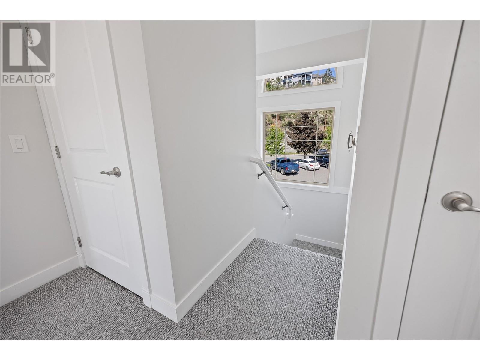 1795 Country Club Drive Unit# 204, Kelowna, British Columbia  V1V 2V9 - Photo 18 - 10349092