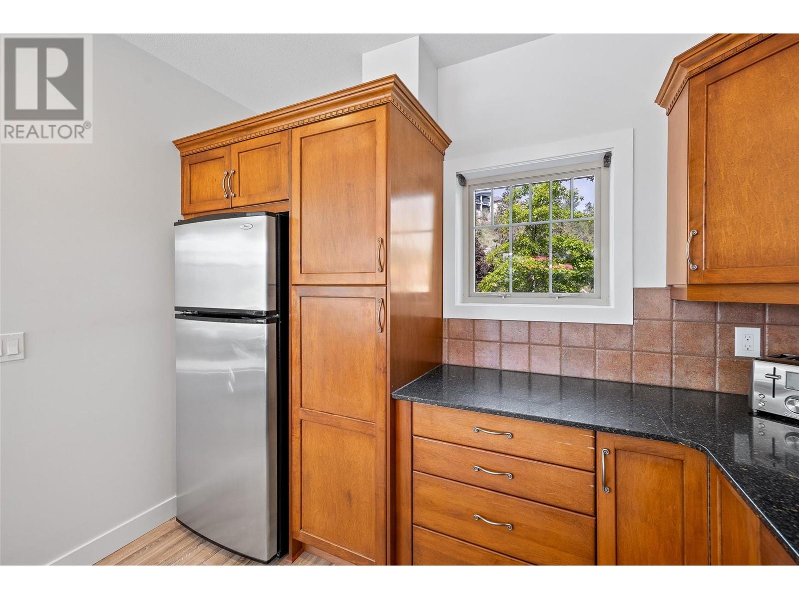 1795 Country Club Drive Unit# 204, Kelowna, British Columbia  V1V 2V9 - Photo 10 - 10349092