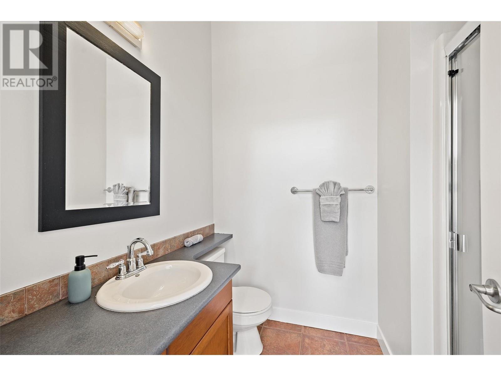 1795 Country Club Drive Unit# 204, Kelowna, British Columbia  V1V 2V9 - Photo 26 - 10349092