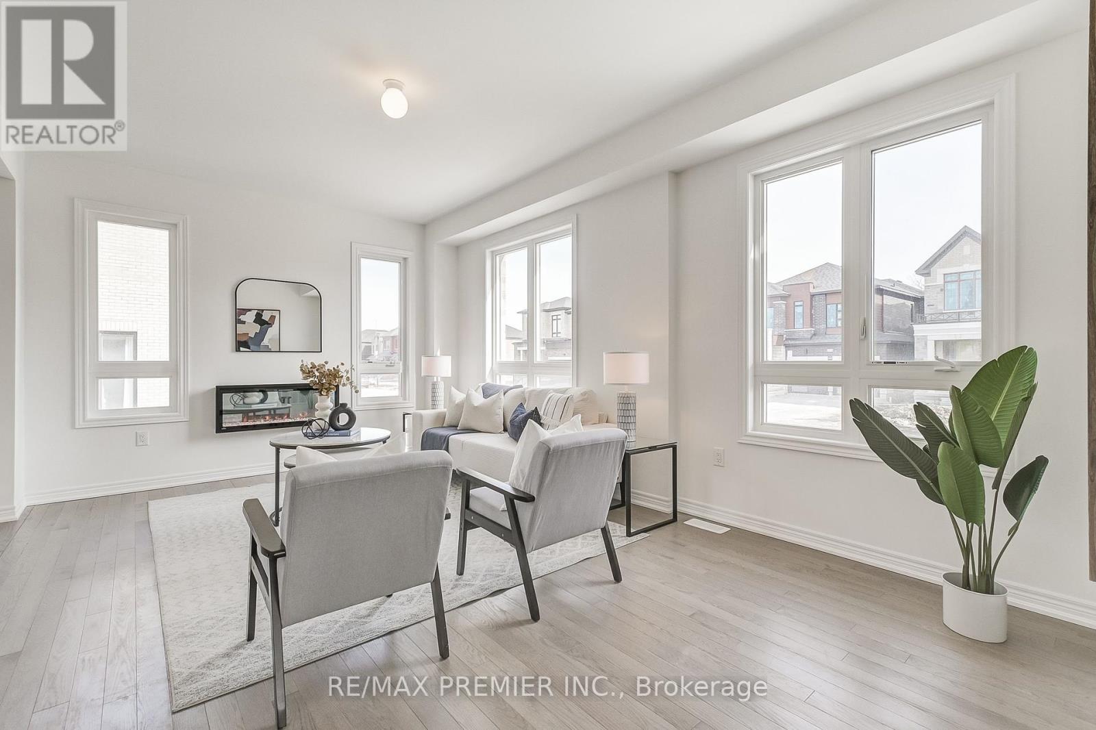 1909 Passionfruit Grove, Pickering, Ontario  L1Y 0B4 - Photo 17 - E12189427