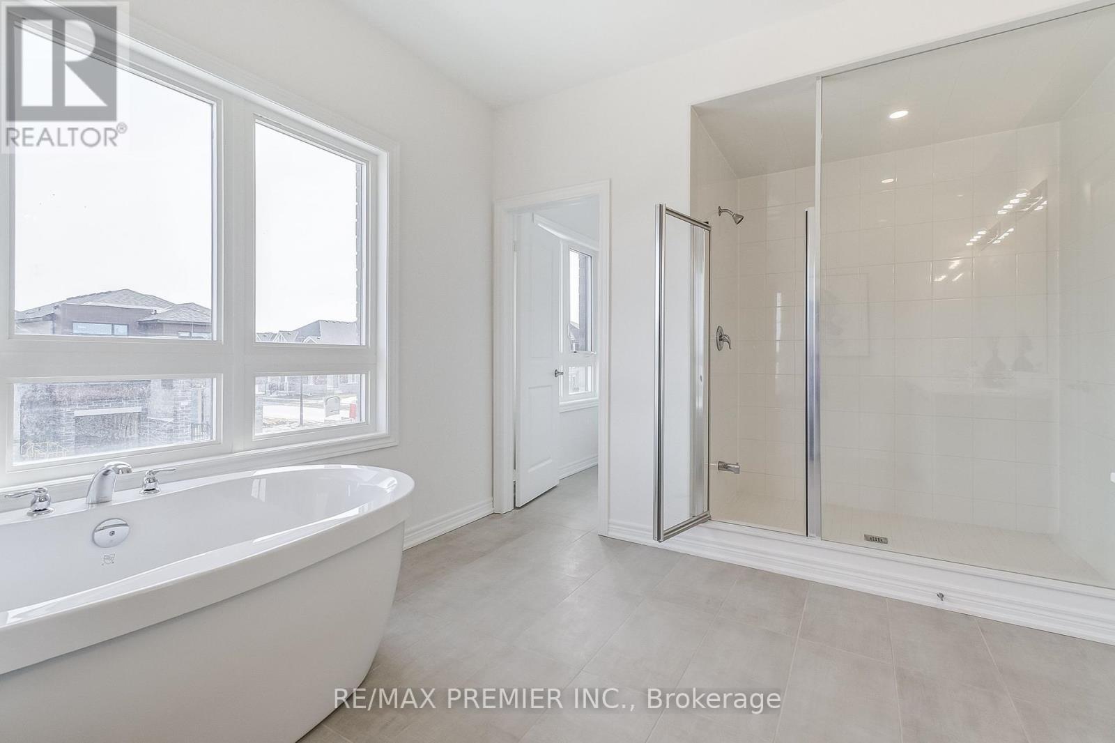1909 Passionfruit Grove, Pickering, Ontario  L1Y 0B4 - Photo 33 - E12189427