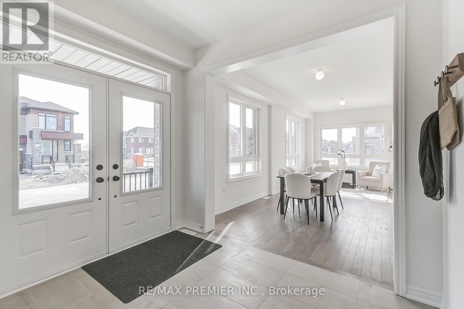 1909 Passionfruit Grove, Pickering, Ontario  L1Y 0B4 - Photo 8 - E12189427