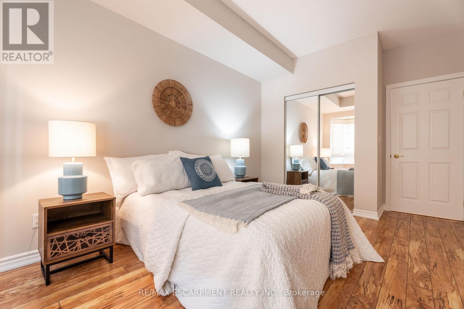 102 - 5188 Lakeshore Road, Burlington, Ontario  L7L 6P4 - Photo 13 - W12096965