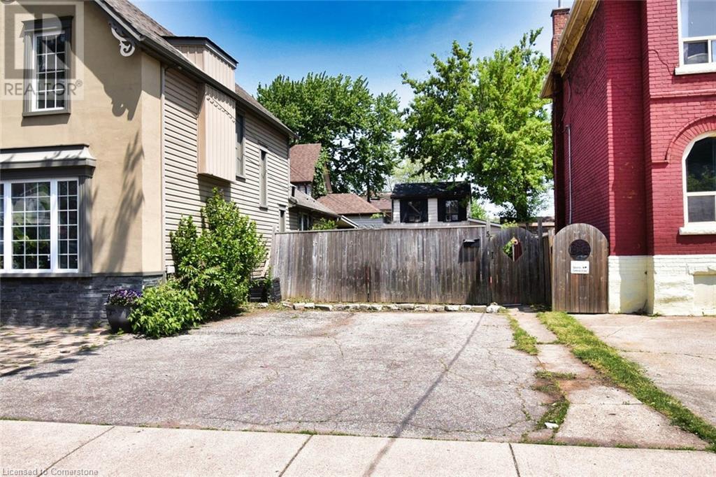 5 Nightingale Street, Hamilton, Ontario  L8L 1R5 - Photo 6 - 40735540