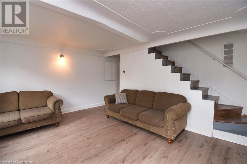 5 Nightingale Street, Hamilton, Ontario  L8L 1R5 - Photo 9 - 40735540