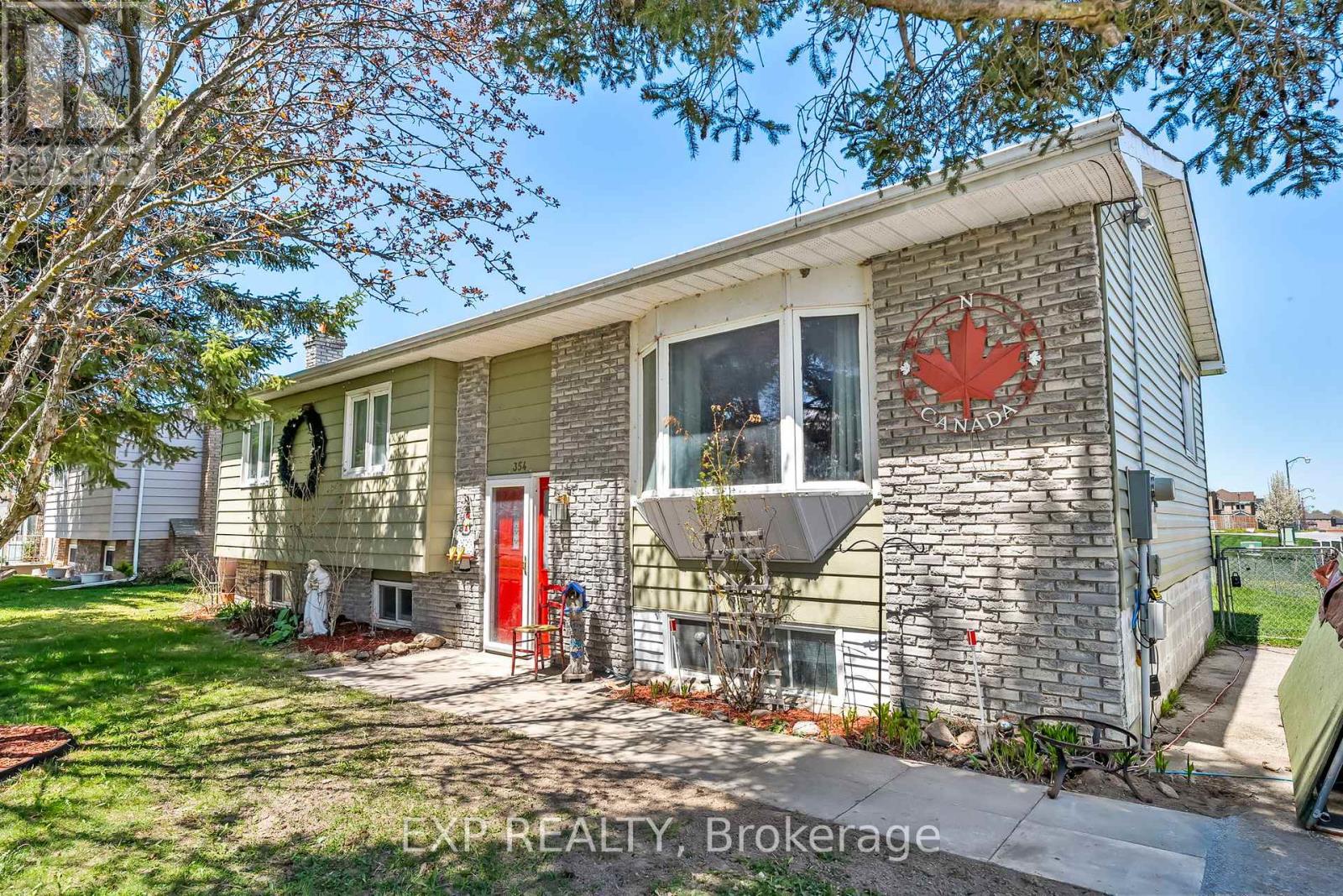 Property at 354 LAKELAND CRESCENT image 2