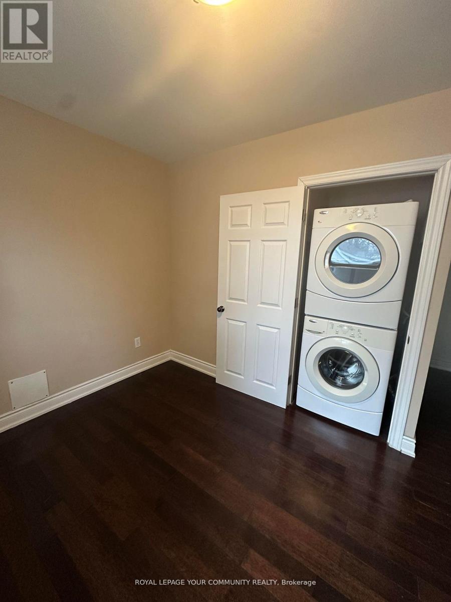 388 Allen Court, Richmond Hill, Ontario  L4C 1G5 - Photo 14 - N12189373