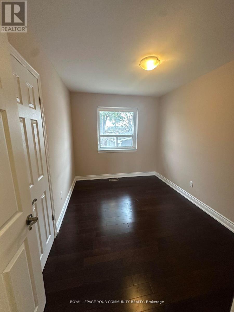 388 Allen Court, Richmond Hill (Crosby), Ontario  L4C 1G5 - Photo 25 - N12189373