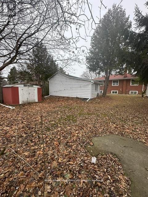 388 Allen Court, Richmond Hill (Crosby), Ontario  L4C 1G5 - Photo 37 - N12189373