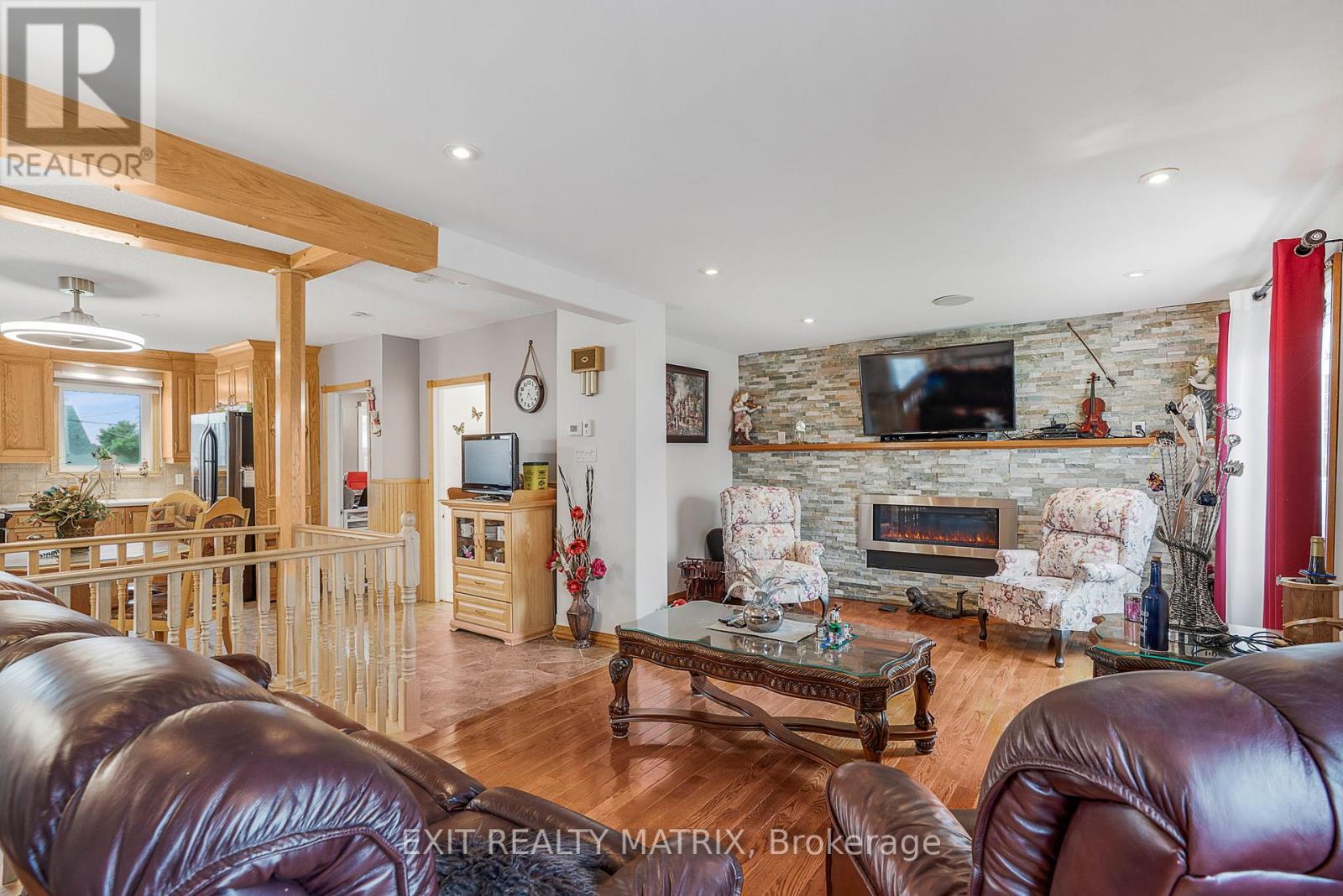 421-423 Garneau Road, Hawkesbury, Ontario  K6A 1M6 - Photo 12 - X12189549
