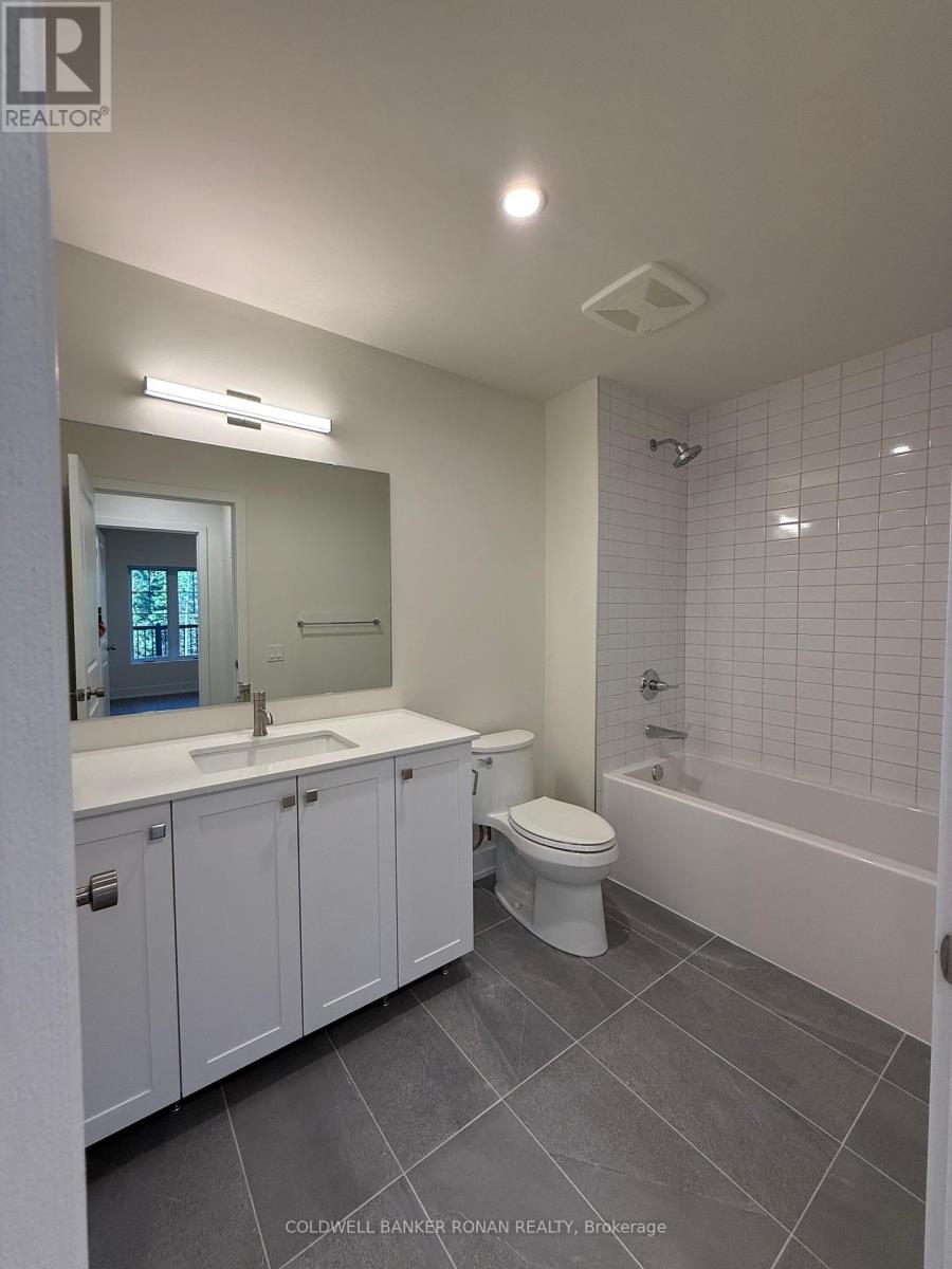 209 - 121 Mary Street, Clearview, Ontario  L0M 1G0 - Photo 5 - S12189357