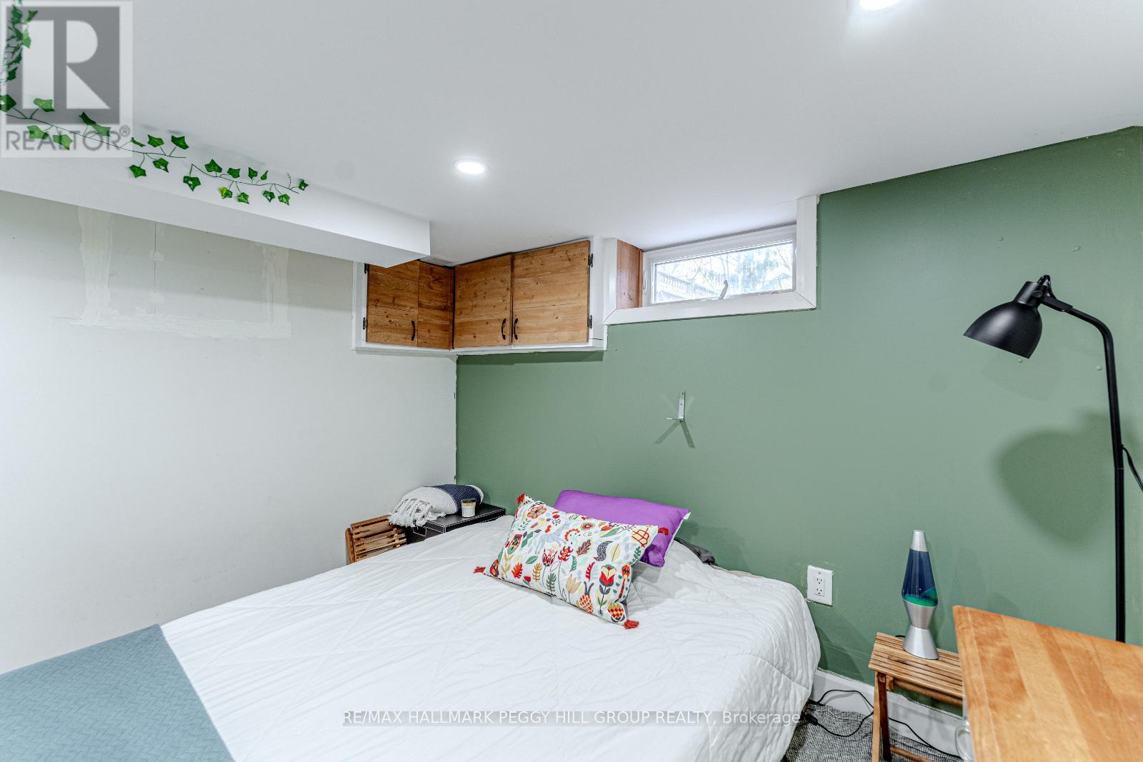14 Cumberland Street, Barrie (Allandale Centre), Ontario  L4N 2P4 - Photo 17 - S12189485