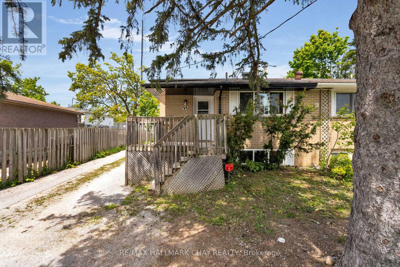 1, 2, 3 - 24 CHARLBROOK AVENUE, Barrie, Ontario
