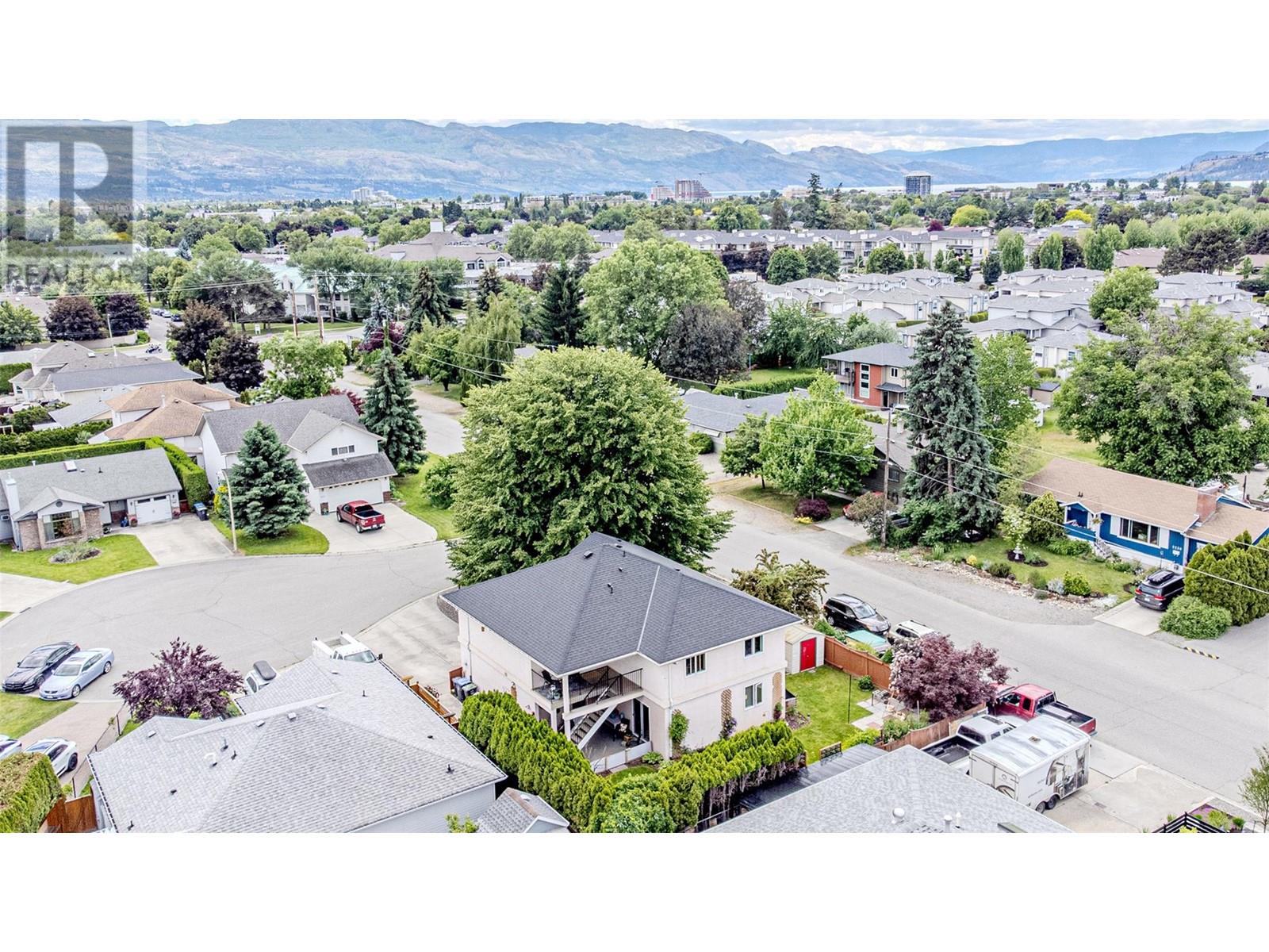 2209 Stillingfleet Court, Kelowna, BC V1Y9N3