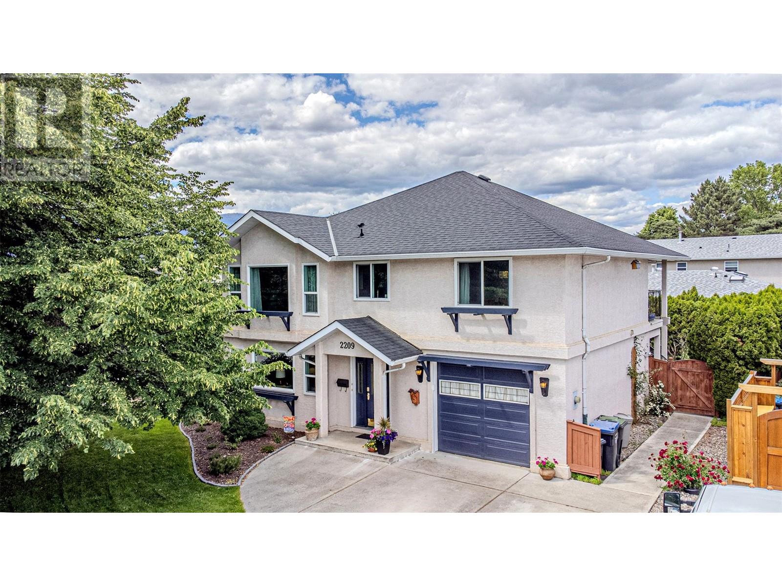 2209 Stillingfleet Court, Kelowna, British Columbia  V1Y 9N3 - Photo 4 - 10350275