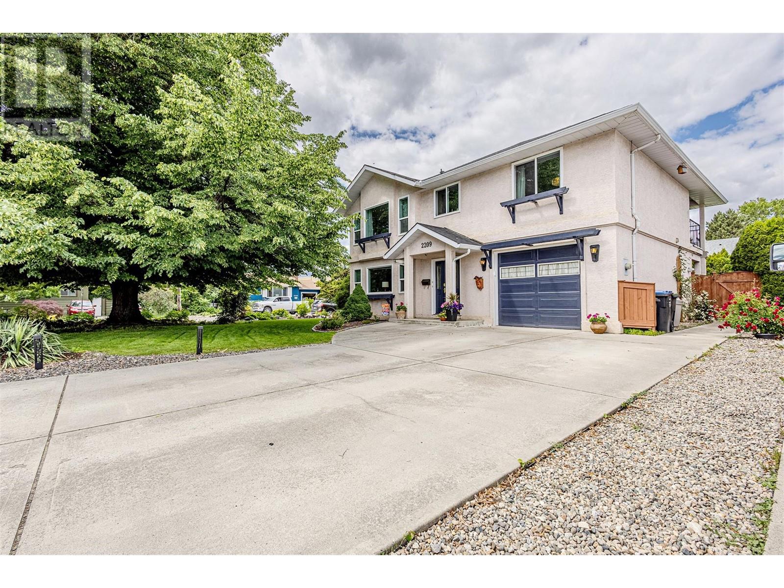 2209 Stillingfleet Court, Kelowna, BC V1Y9N3