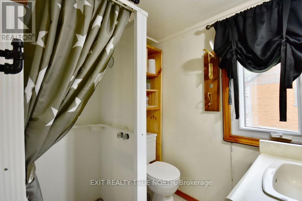 5632 Penetanguishene Road, Springwater, Ontario  L0L 1P0 - Photo 29 - S12189536