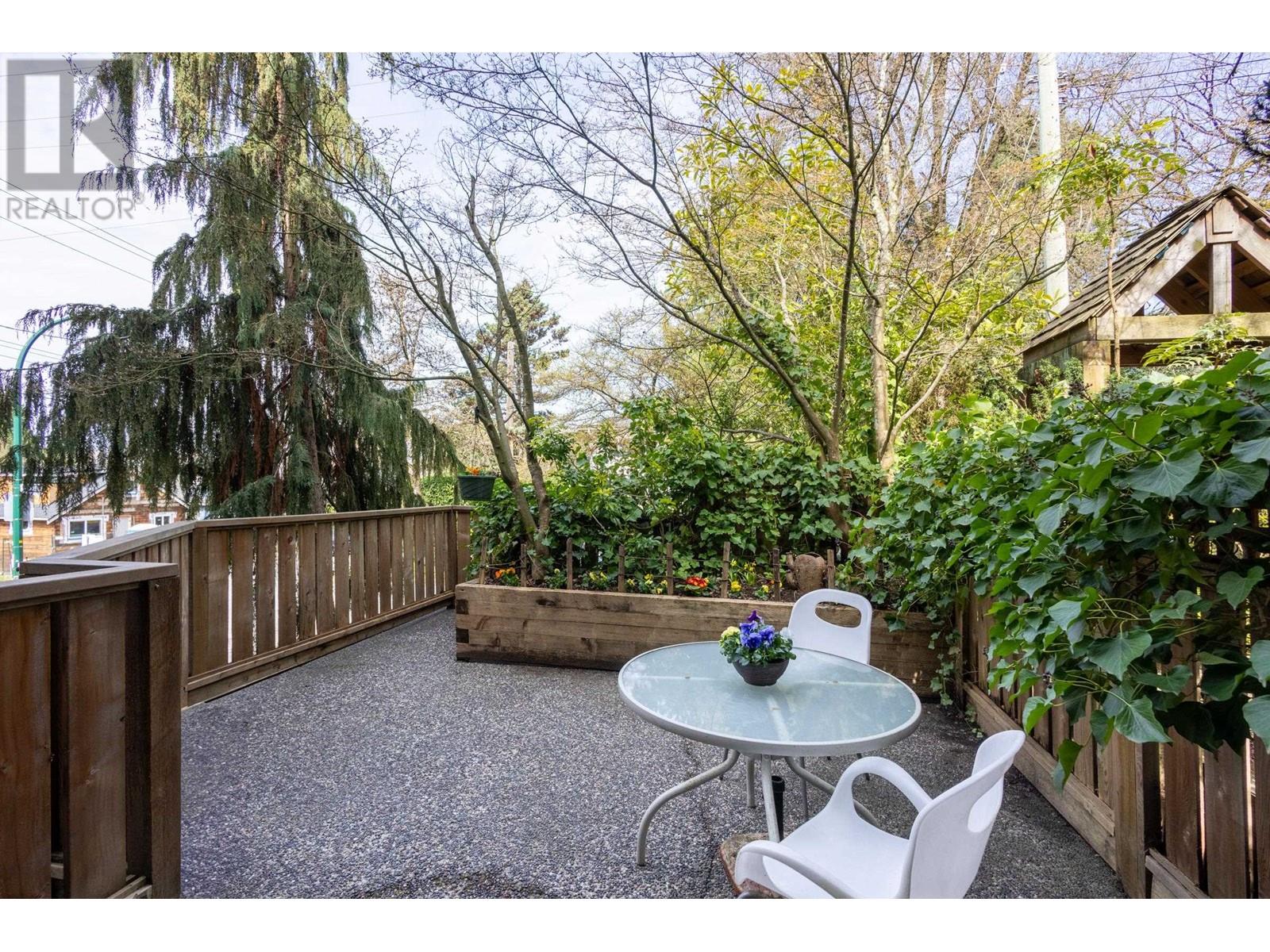 101 1510 Grant Street, Vancouver, British Columbia  V5L 2Y2 - Photo 2 - R2989133