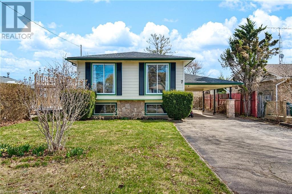 7 Centennial Drive, St. Catharines, Ontario  L2N 6A3 - Photo 1 - 40736170