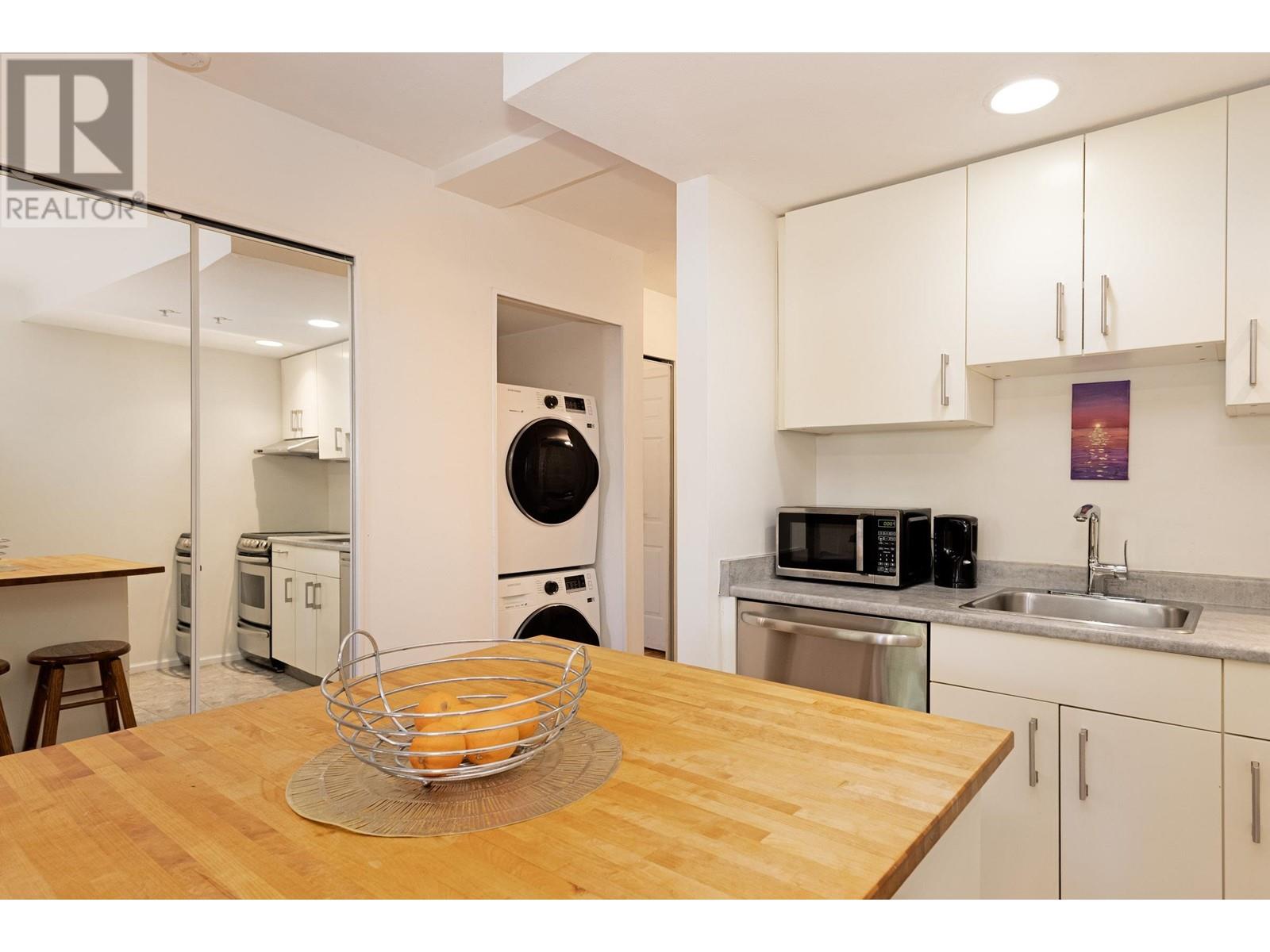 101 1510 Grant Street, Vancouver, British Columbia  V5L 2Y2 - Photo 10 - R2989133