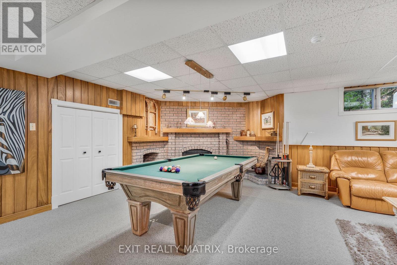 2845 FRONT ROAD Champlain